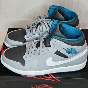 Jordan 1 Mid Wolf Grey 552724-027